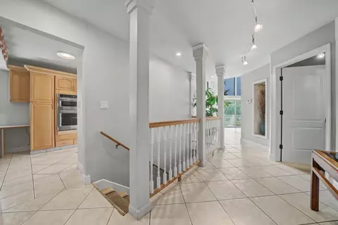 Entry Way - 450 Lakeview Rd, Copperopolis, CA 95228 photo 8 of 12