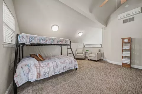 Bedroom - 450 Lakeview Rd, Copperopolis, CA 95228 photo 11 of 16