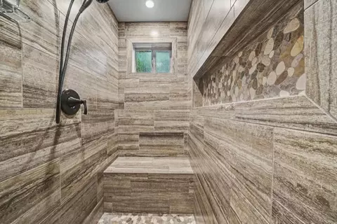 Bath - 450 Lakeview Rd, Copperopolis, CA 95228 photo 5 of 9