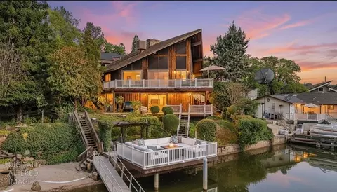 450 Lakeview Rd, Copperopolis, CA 95228