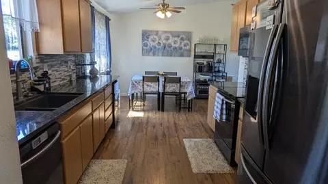 Kitchen - 6949 Eric Ln, Wheatland, CA 95692 photo 2 of 5