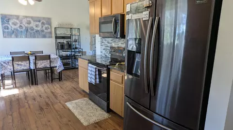 Kitchen - 6949 Eric Ln, Wheatland, CA 95692 photo 4 of 5