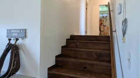 Entry Way - 6949 Eric Ln, Wheatland, CA 95692 photo 1 of 3