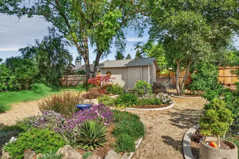 5525 Kenneth Ave, Carmichael, CA 95608 photo 15
