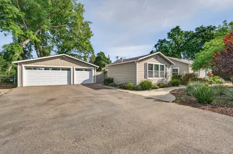 5525 Kenneth Ave, Carmichael, CA 95608