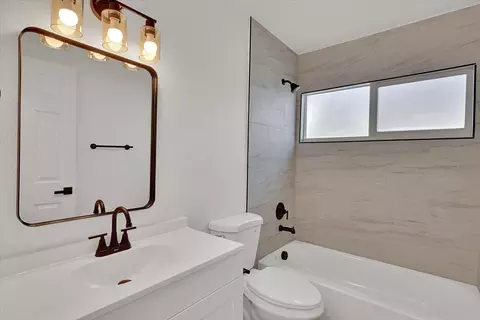 Bath - 4128 George Ave, Olivehurst, CA 95961 photo 1 of 3