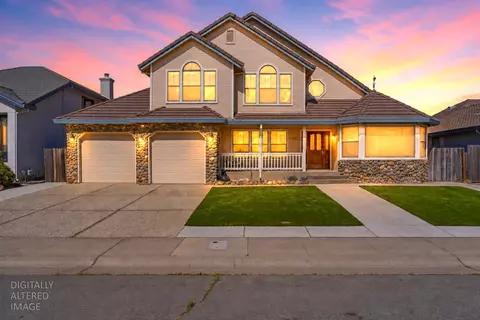 7351 Perera Cir, Sacramento, CA 95831