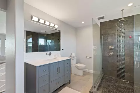 Bath - 20820 E Acampo Rd, Clements, CA 95227 photo 4 of 4