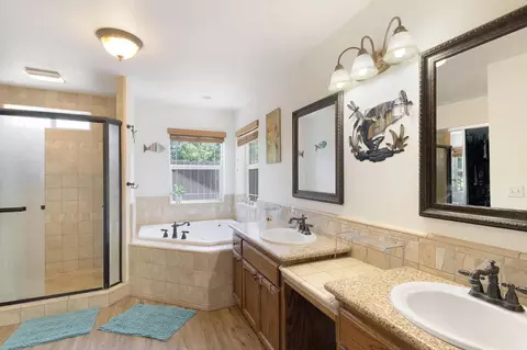 Bath - 1812 1st Ave, Sutter, CA 95982 photo 1 of 7