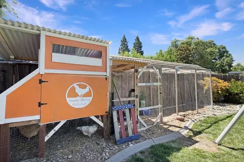Exterior - 1812 1st Ave, Sutter, CA 95982 photo 7 of 11