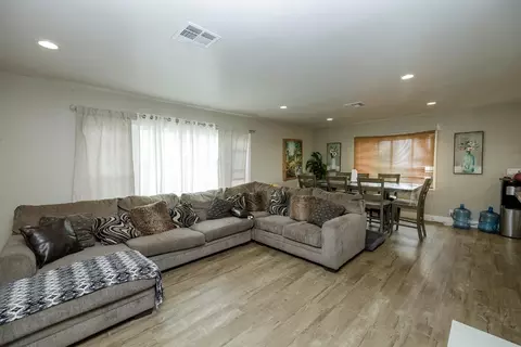 Living - 8712 Yosemite Blvd, Modesto, CA 95357 photo 3 of 3