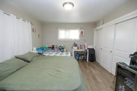 Bedroom - 8712 Yosemite Blvd, Modesto, CA 95357 photo 2 of 3