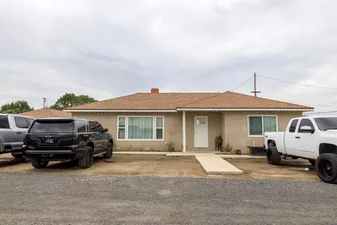 Exterior - 8712 Yosemite Blvd, Modesto, CA 95357 photo 1 of 1