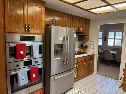 Kitchen - 1691 Davis St, Ripon, CA 95366 photo 4 of 4