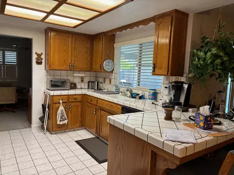 Kitchen - 1691 Davis St, Ripon, CA 95366 photo 1 of 4