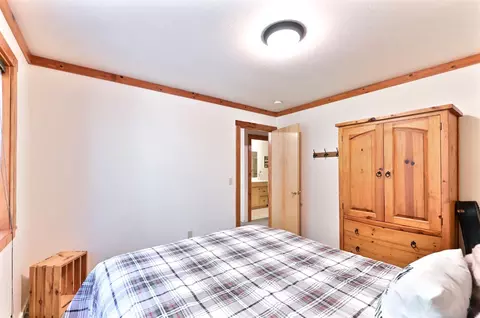 Bedroom - 127 Summit Level Rd, Dorrington, CA 95223 photo 7 of 10