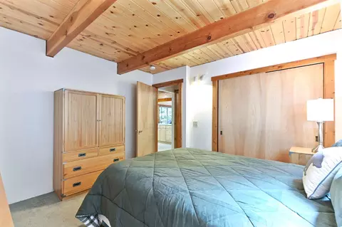 Bedroom - 127 Summit Level Rd, Dorrington, CA 95223 photo 3 of 10