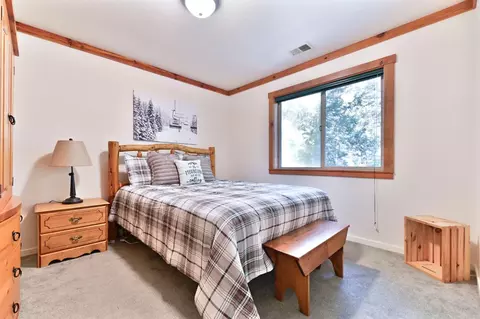 Bedroom - 127 Summit Level Rd, Dorrington, CA 95223 photo 6 of 10