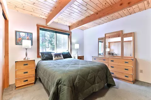 Bedroom - 127 Summit Level Rd, Dorrington, CA 95223 photo 1 of 10