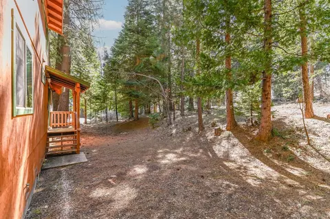 Exterior - 127 Summit Level Rd, Dorrington, CA 95223 photo 6 of 18