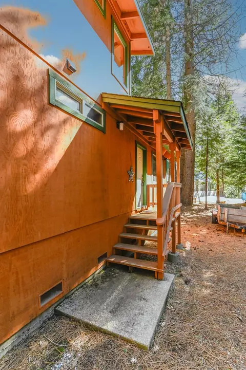 Exterior - 127 Summit Level Rd, Dorrington, CA 95223 photo 7 of 18