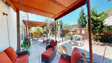 Exterior - 17 Walker Ranch Pkwy, Patterson, CA 95363 photo 7 of 11
