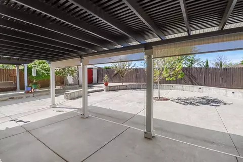 Exterior - 4823 Schuyler Dr, Carmichael, CA 95608 photo 12 of 23