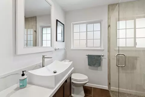 Bath - 4823 Schuyler Dr, Carmichael, CA 95608 photo 2 of 3