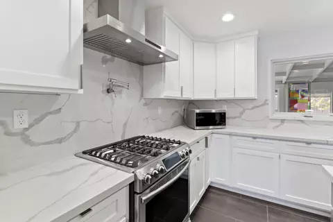 Kitchen - 4823 Schuyler Dr, Carmichael, CA 95608 photo 4 of 6
