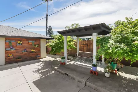 Exterior - 4823 Schuyler Dr, Carmichael, CA 95608 photo 5 of 23