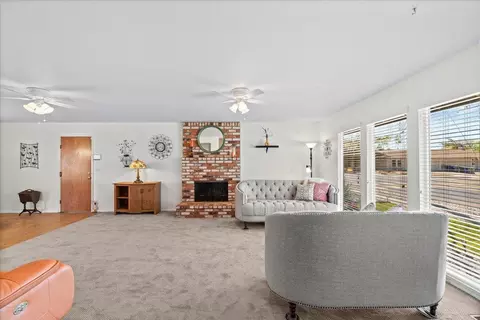 Living - 1424 Rose Ave, Modesto, CA 95355 photo 1 of 5
