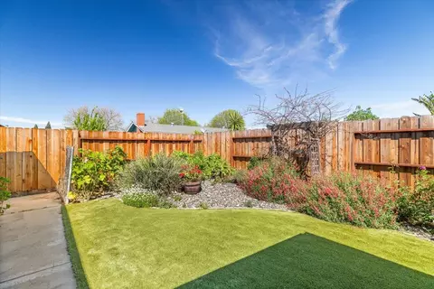 Exterior - 1424 Rose Ave, Modesto, CA 95355 photo 10 of 12