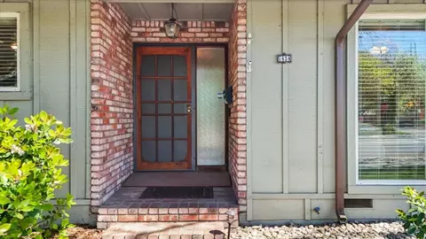 Entry Way - 1424 Rose Ave, Modesto, CA 95355 photo 1 of 4