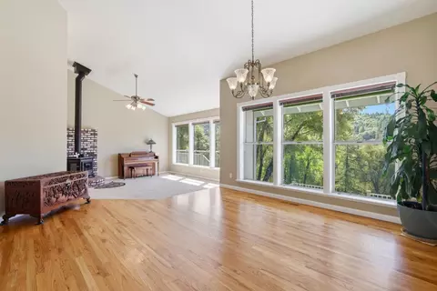 Living - 3525 Thorson Dr, Placerville, CA 95667 photo 8 of 10