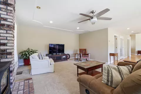 Living - 3525 Thorson Dr, Placerville, CA 95667 photo 4 of 10