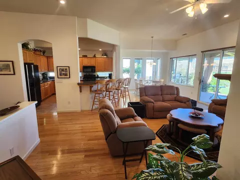 Living - 288 Mitchell Lk, Copperopolis, CA 95228 photo 2 of 3