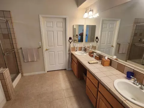 Bath - 288 Mitchell Lk, Copperopolis, CA 95228 photo 2 of 6