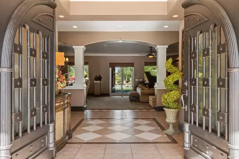 Entry Way - 29533 E Chapman Way, Escalon, CA 95320 photo 1 of 8