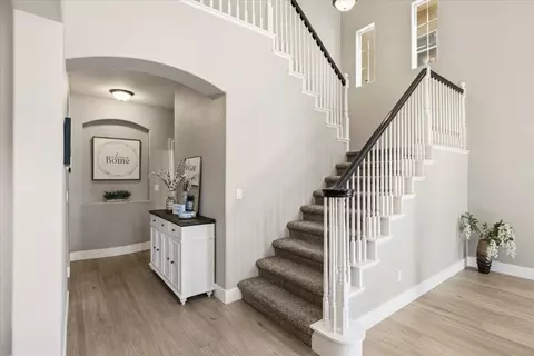 Entry Way - 2120 Big Sky Dr, Rocklin, CA 95765 photo 4 of 9