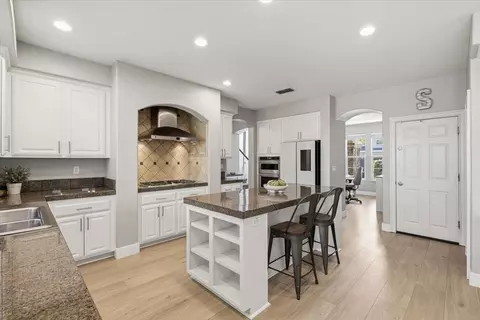 Kitchen - 2120 Big Sky Dr, Rocklin, CA 95765 photo 6 of 7