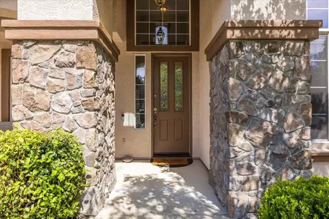 Entry Way - 2120 Big Sky Dr, Rocklin, CA 95765 photo 9 of 9