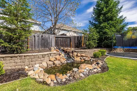Exterior - 2120 Big Sky Dr, Rocklin, CA 95765 photo 7 of 9