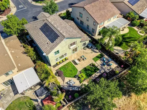 View/Area - 936 Anvil Cir, Rocklin, CA 95765 photo 3 of 9