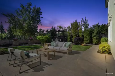 Exterior - 936 Anvil Cir, Rocklin, CA 95765 photo 10 of 17