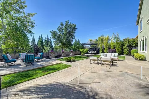 Exterior - 936 Anvil Cir, Rocklin, CA 95765 photo 5 of 17