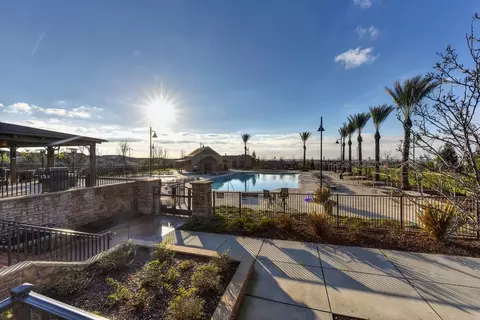 View/Area - 936 Anvil Cir, Rocklin, CA 95765 photo 7 of 9