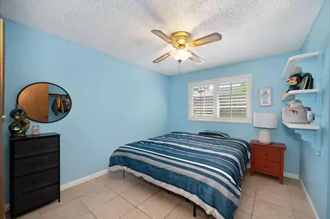 Bedroom - 41 W Kavanagh Ave, Tracy, CA 95376 photo 1 of 2