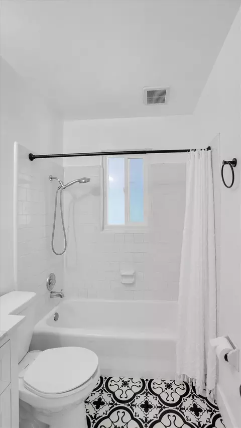 Bath - 3543 Tarro Way, Carmichael, CA 95608 photo 2 of 2