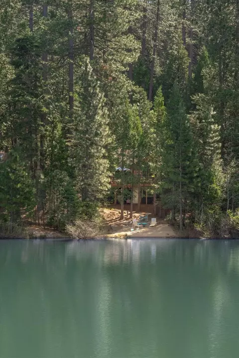 View/Area - 2418 Meadow Dr, Arnold, CA 95223 photo 5 of 8