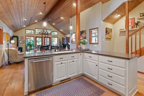 Kitchen - 2418 Meadow Dr, Arnold, CA 95223 photo 5 of 6
